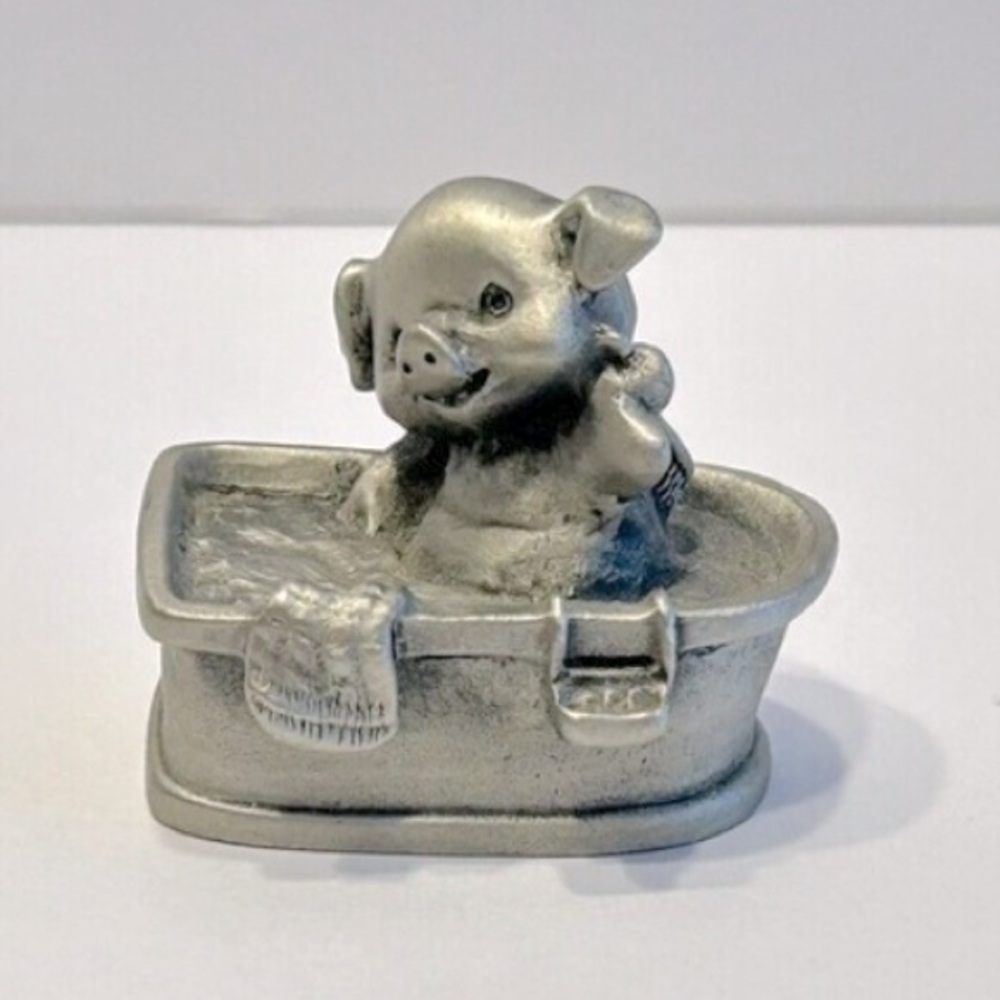 Hallmark Little Gallery Pig In Bathtub Figurine Pewter Miniature 1977 Vintage